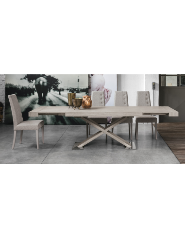 Tavolo allungabile con struttura in legno, piano ed allunghe in laminato effetto legno Castoro 1724